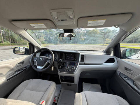 2018 Toyota Sienna L 7-Passenger