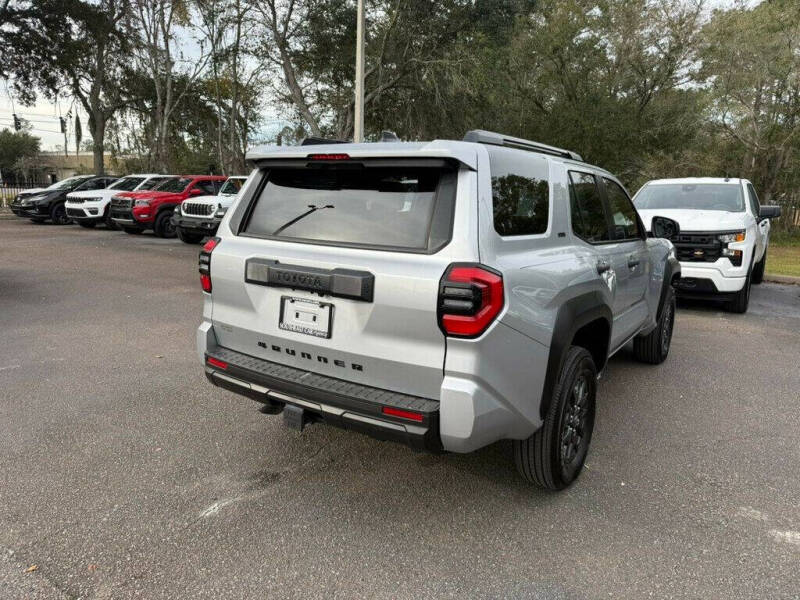 2025 Toyota 4Runner SR5