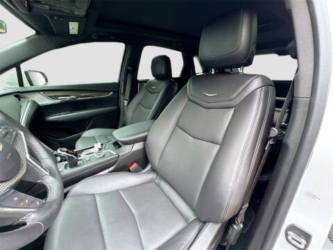 2022 Cadillac XT5 Sport