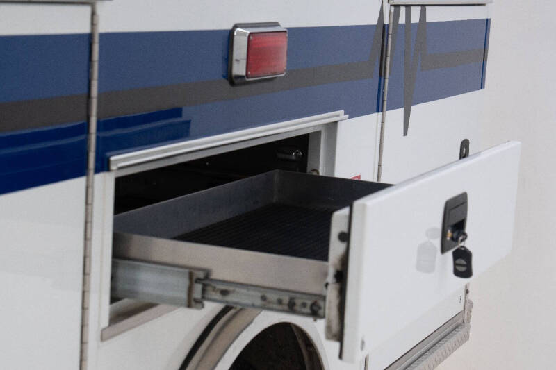 2010 Ford E-Series E-450 SD