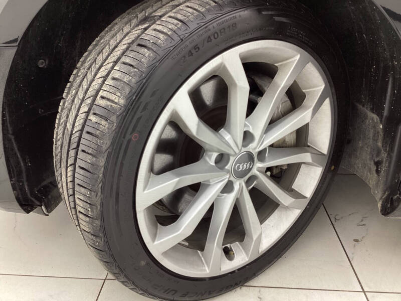 2019 Audi A4 quattro Premium Plus 45 TFSI