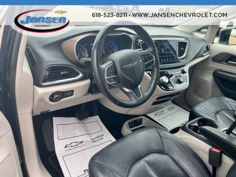 2018 Chrysler Pacifica Touring L Plus