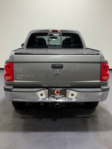 2006 Dodge Dakota SLT