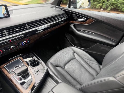 2017 Audi Q7 3.0T quattro Premium Plus