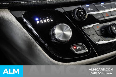 2024 Chrysler Pacifica Plug-In Hybrid Select