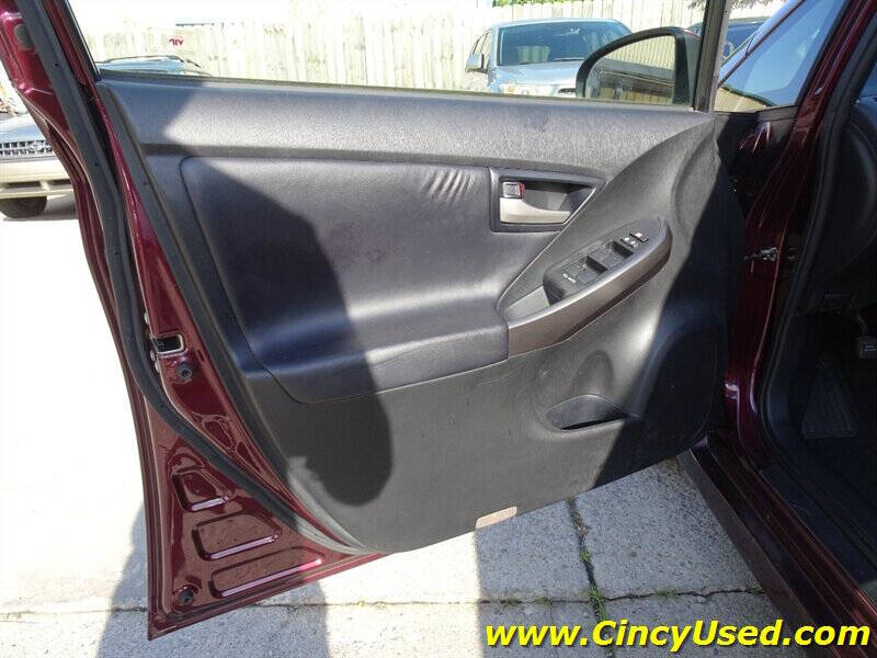 2013 Toyota Prius Three