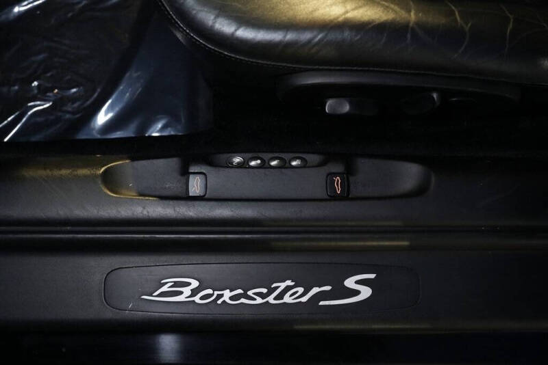 2004 Porsche Boxster S