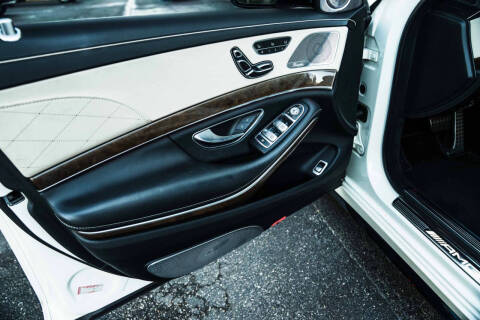 2017 Mercedes-Benz S-Class AMG S 63