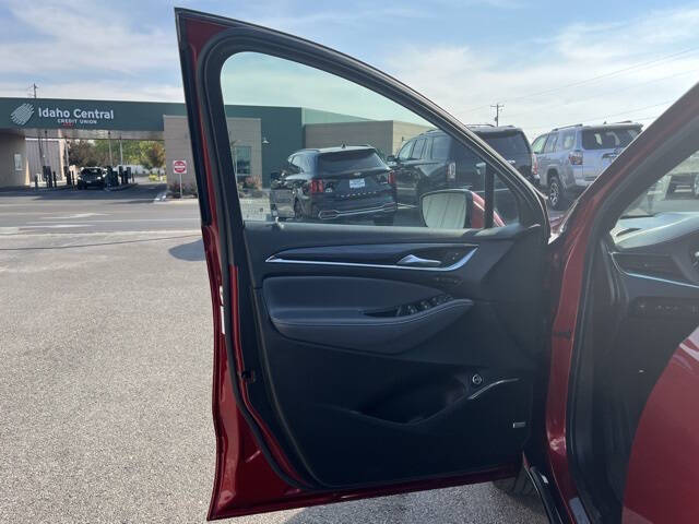 2024 Buick Enclave Premium