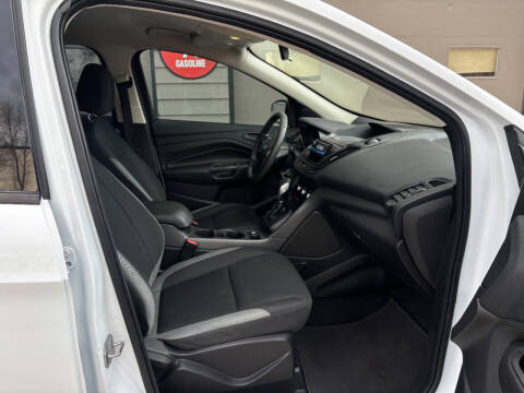 2016 Ford Escape S