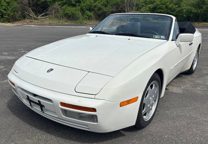 1990 Porsche 944 S2