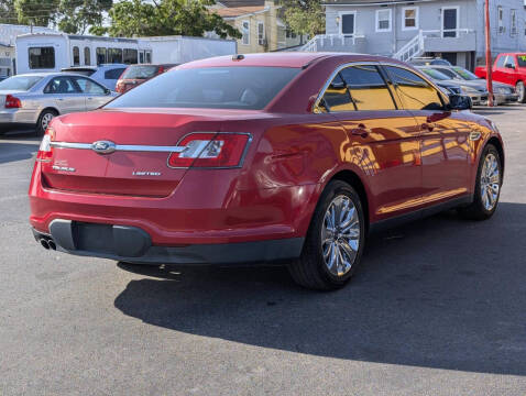 2012 Ford Taurus Limited