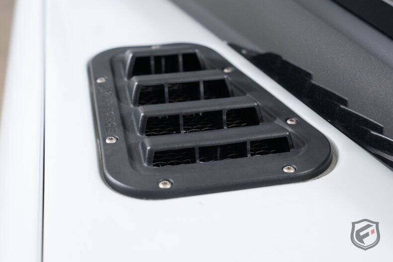 1991 Land Rover Defender