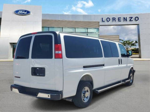 2025 Chevrolet Express LT 3500