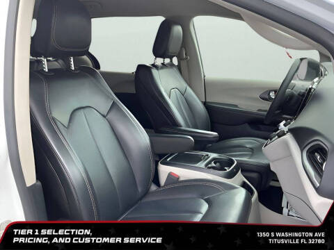 2023 Chrysler Pacifica Touring L