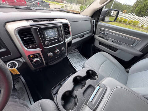 2019 RAM 1500 Classic SLT
