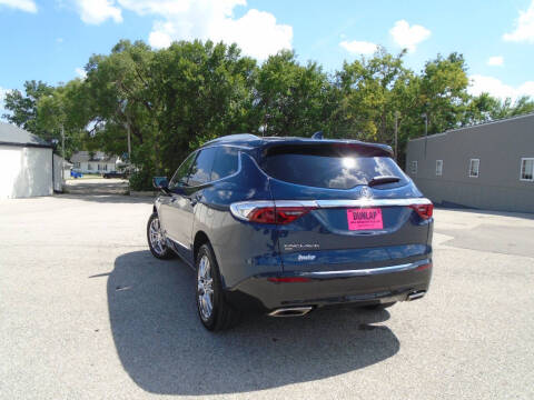 2022 Buick Enclave Essence