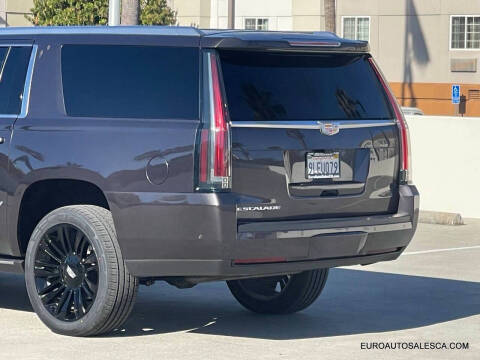 2017 Cadillac Escalade ESV Platinum