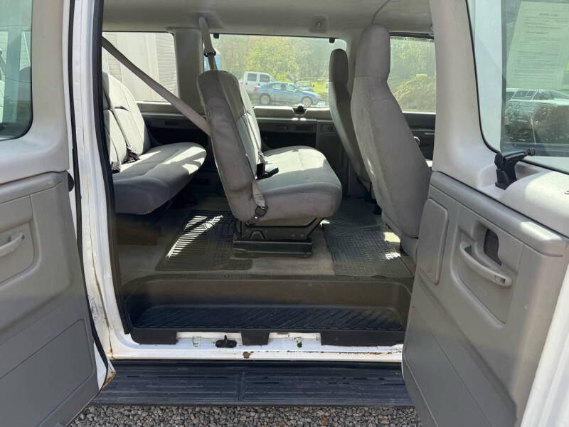 2014 Ford E-Series E-350 SD XLT