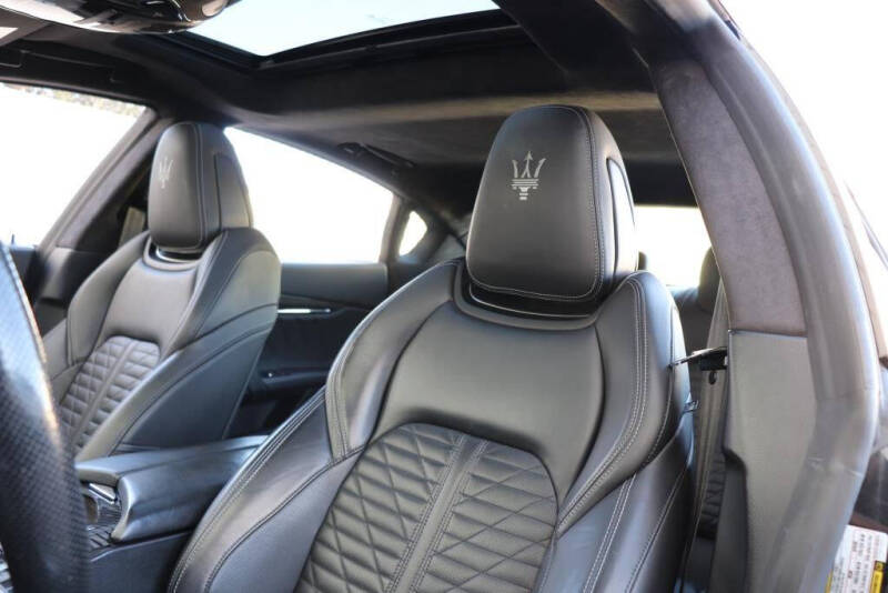 2022 Maserati Quattroporte Modena