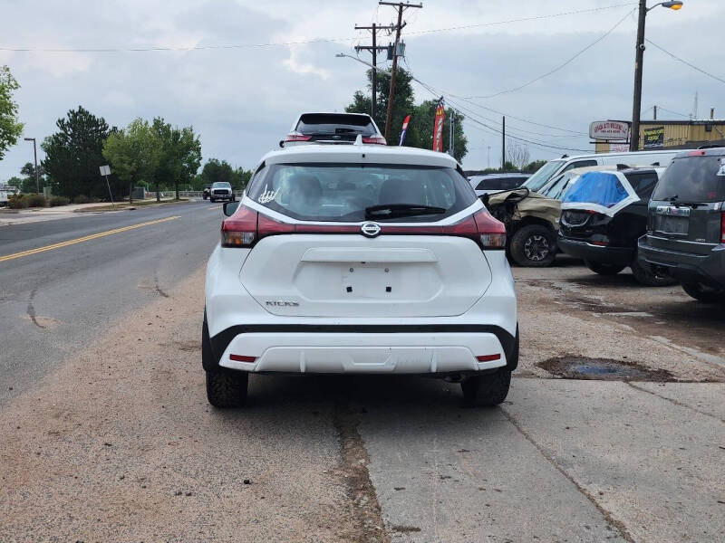 2021 Nissan Kicks S