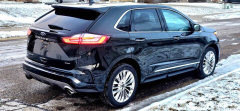 2022 Ford Edge Titanium