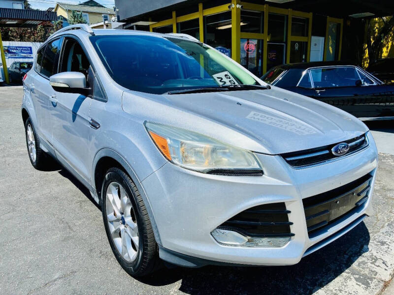 2014 Ford Escape Titanium