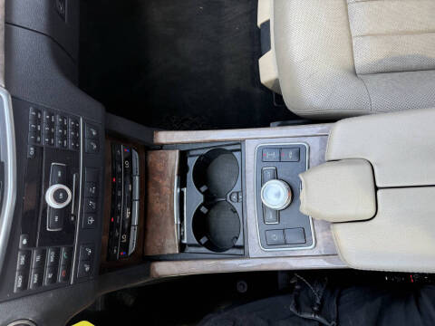 2011 Mercedes-Benz E-Class E 550 Luxury 4MATIC