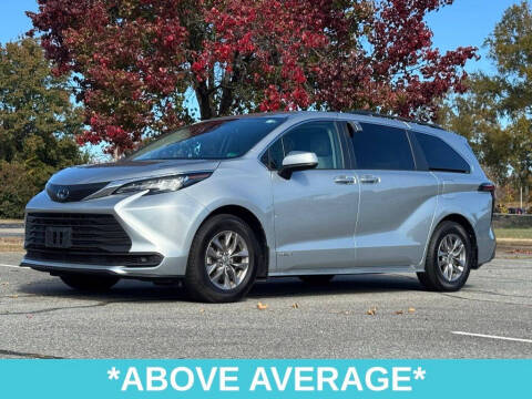 2021 Toyota Sienna LE 8-Passenger