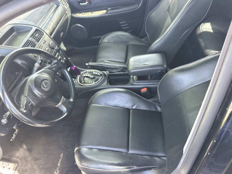 2002 Lexus IS 300
