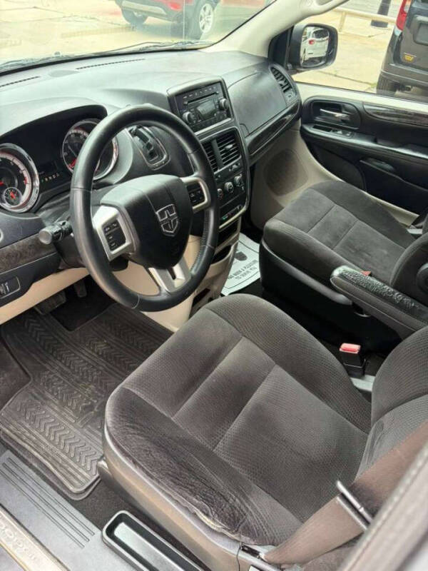 2014 Dodge Grand Caravan SE