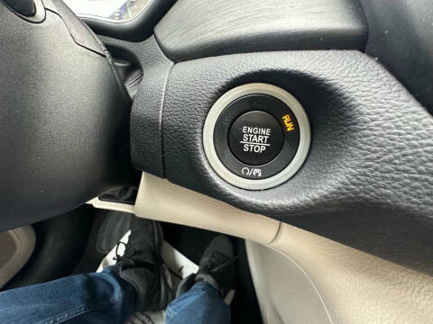 2016 Chrysler 200 Limited Platinum