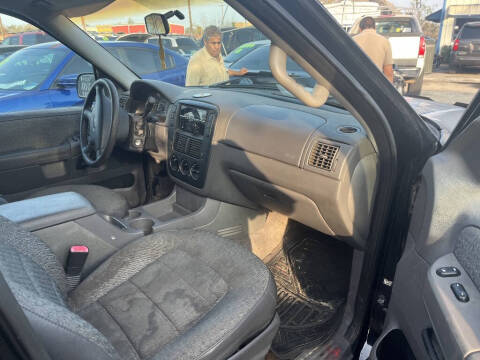 2002 Ford Explorer XLS