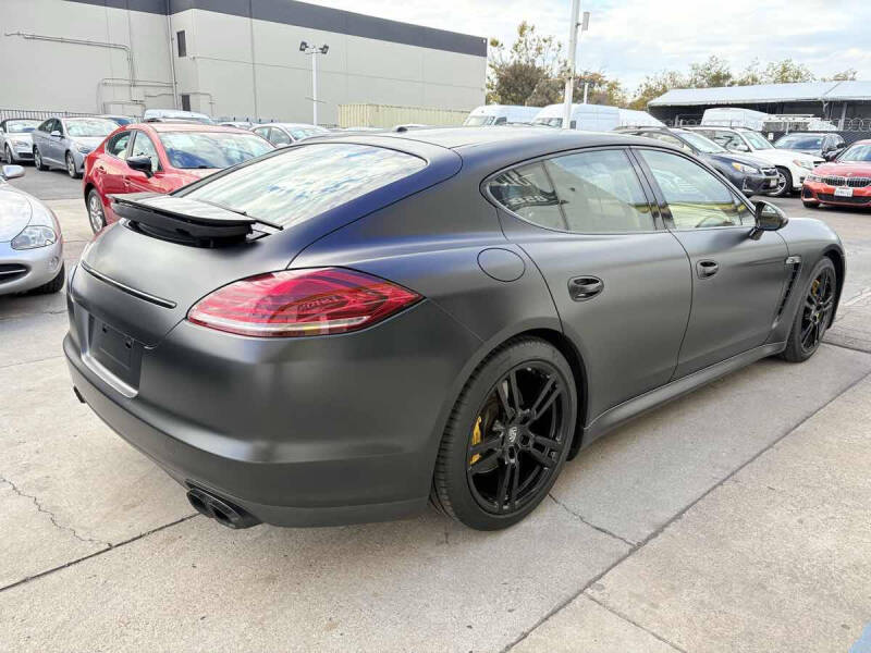 2013 Porsche Panamera GTS