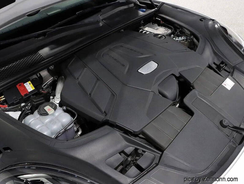 2020 Porsche Cayenne Coupe