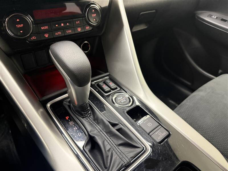 2025 Mitsubishi Eclipse Cross SE