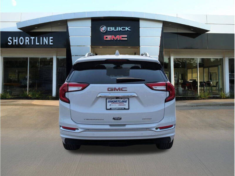 2023 GMC Terrain Denali