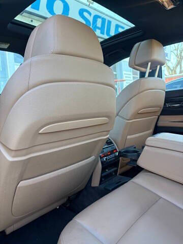 2011 BMW 7 Series 740i