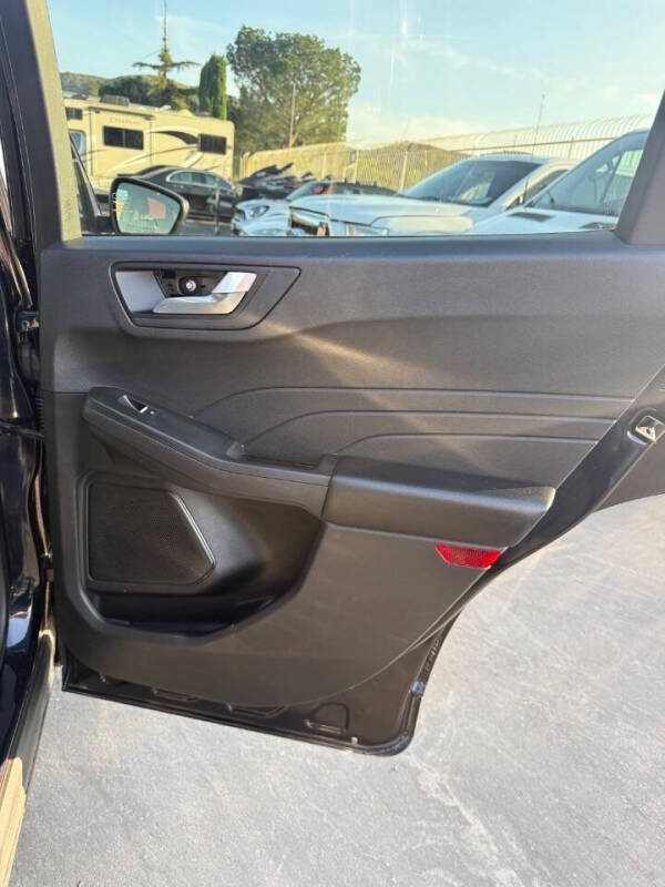 2021 Ford Escape SEL