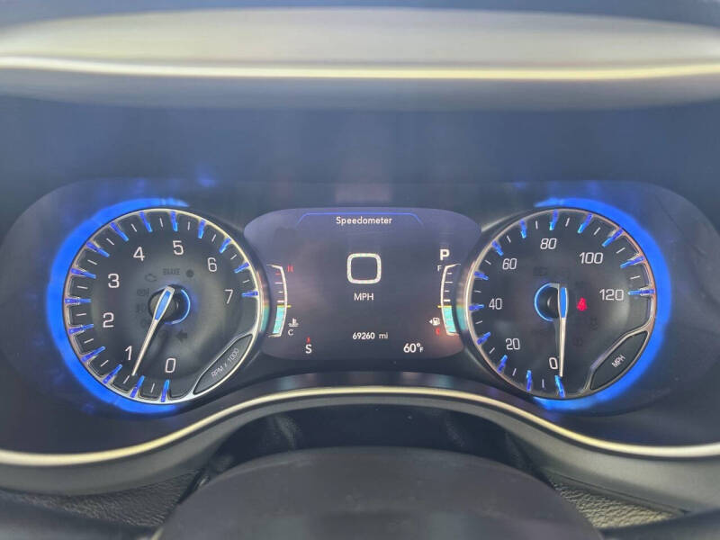 2021 Chrysler Pacifica Touring