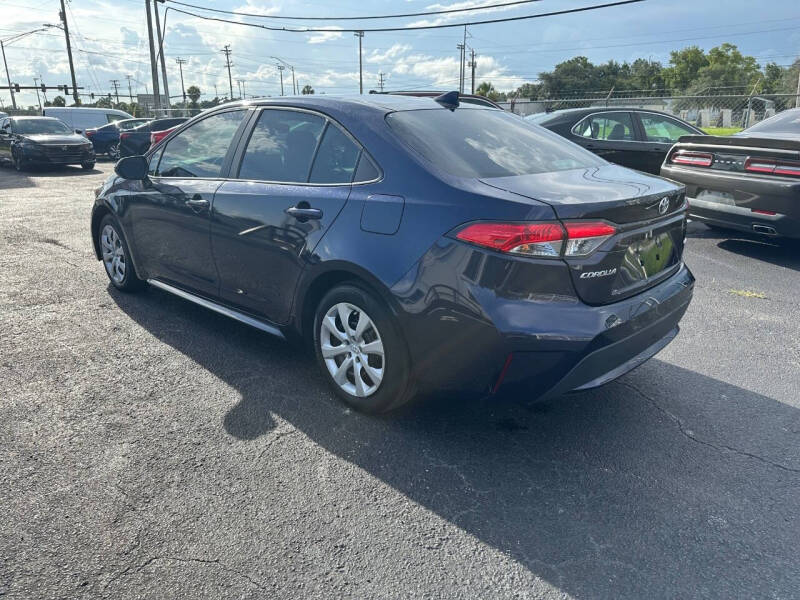 2022 Toyota Corolla LE