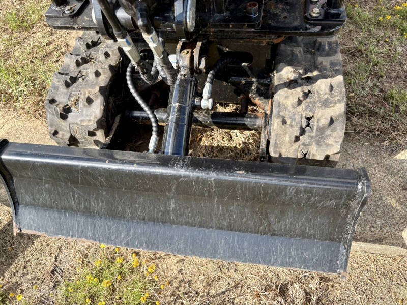 2024 AGT MINI EXCAVATOR QS12R