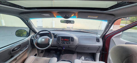 2003 Ford F-150 Lariat