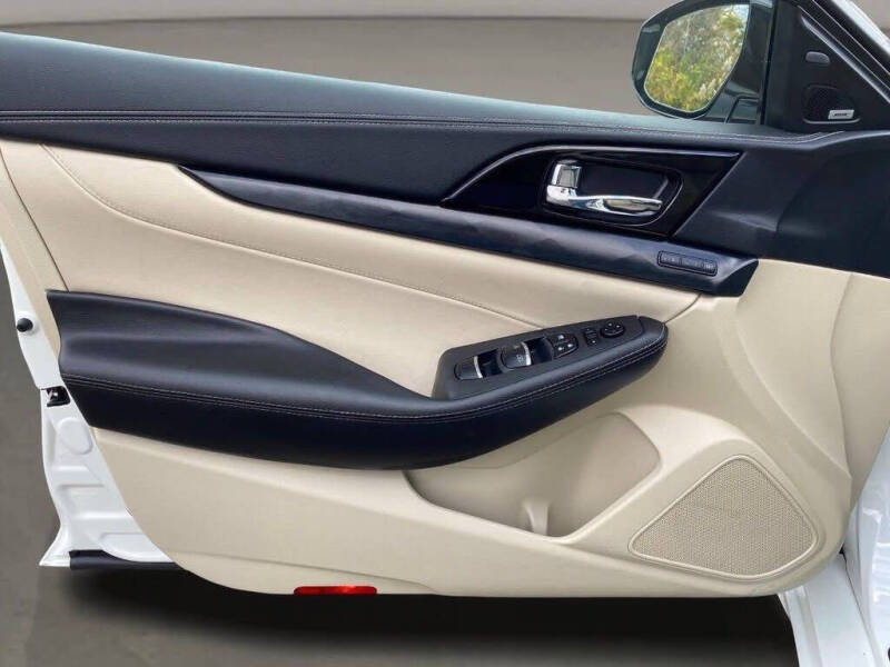 2023 Nissan Maxima 3.5 Platinum