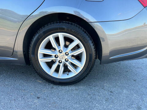 2014 Toyota Avalon XLE