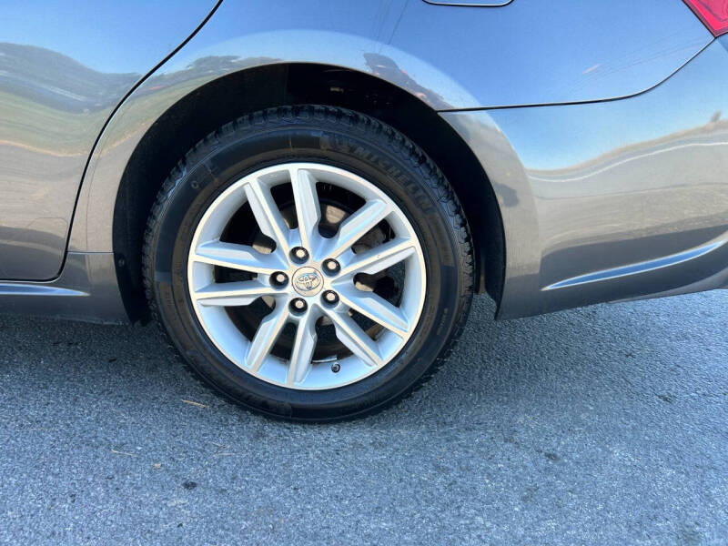 2014 Toyota Avalon XLE