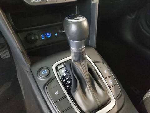 2020 Hyundai Kona SEL Plus