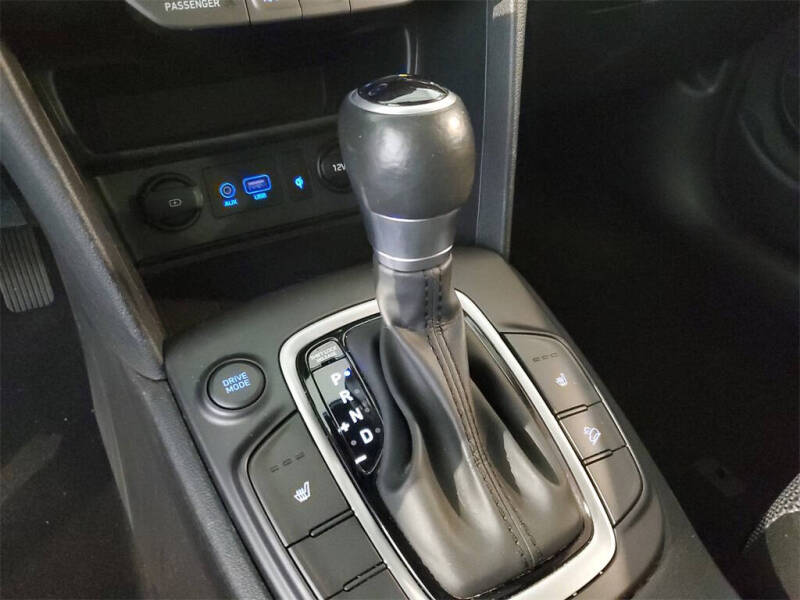 2020 Hyundai Kona SEL Plus