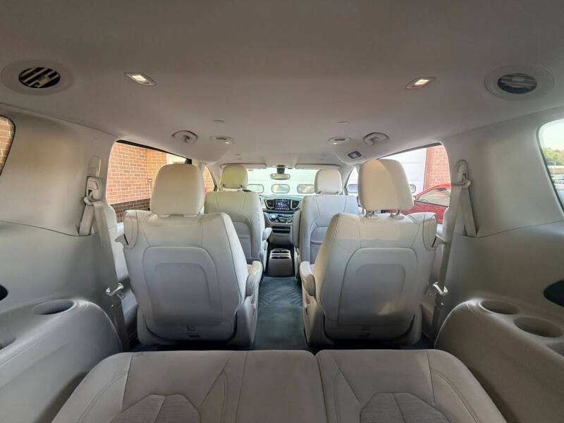 2018 Chrysler Pacifica Hybrid Touring Plus