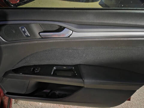 2016 Ford Fusion Hybrid SE